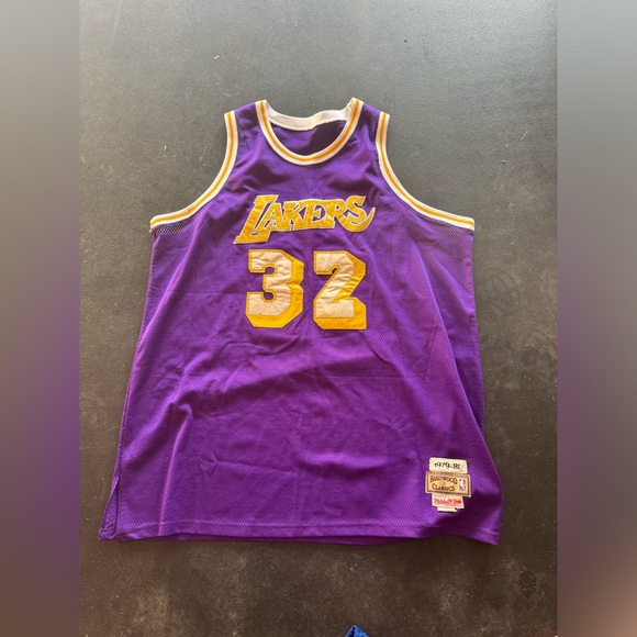 Mitchell & Ness Magic Johnson Lakers Hardwood Classics Jersey (Stitched) - Picture 1 of 5